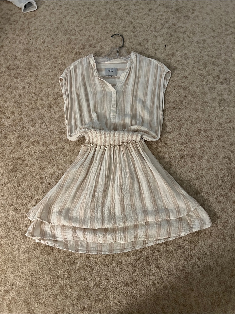 Rails XS  Tan Stripe Smocked Waist Dress